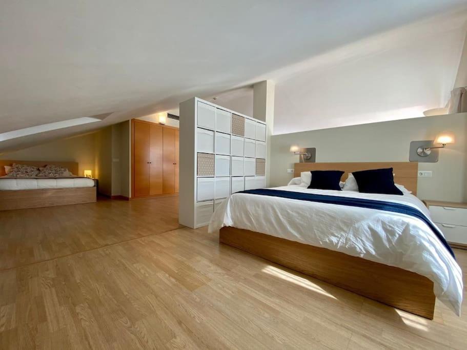 Exclusive Beachfront Penthouse Almayate Alto Bagian luar foto